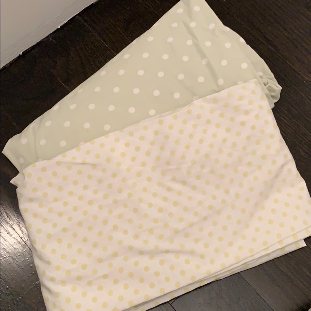 Pottery barn kids crib sheet set